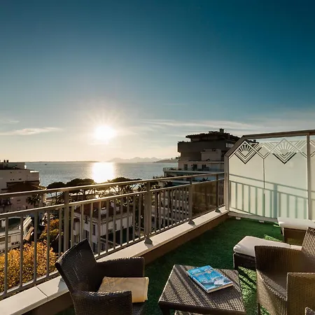 Hélios 4* Juan-les-Pins